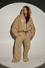 Load image into Gallery viewer, SABBI RAVING HEARTS PANTS - DRILL LEOPARD

