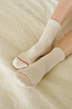 Load image into Gallery viewer, SWING SOCKS - SILK
