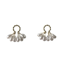 Load image into Gallery viewer, AUDREY EARRINGS // PEARL BEADS WITH GOLD
