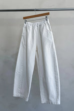 Load image into Gallery viewer, LE BON SHOPPE - ARC PANTS MILK
