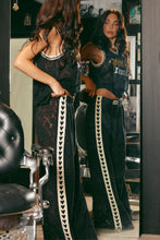 Load image into Gallery viewer, SABBI RAVING HEART LACE PANT - BLACK
