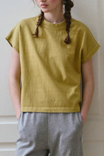 Load image into Gallery viewer, LE BON SHOPPE JEANNE TEE - OCHRE
