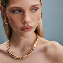 Load image into Gallery viewer, GIMME Tangled Chain Necklace Gold
