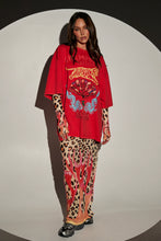 Load image into Gallery viewer, SABBI CHAMPAGNE TATTOO TEE - RED
