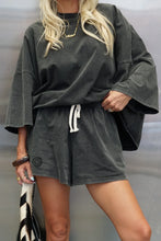Load image into Gallery viewer, CRACKER DAY BASIC SHORTS - BLACK
