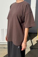 Load image into Gallery viewer, LE BON SHOPPE JAYDEN TEE - CHOCOLATE
