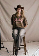 Load image into Gallery viewer, FAR MER. By Whitney HUNT CLUB TEE
