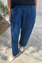 Load image into Gallery viewer, LE BON SHOPPE GARDENER'S PANTS - BLUE DENIM
