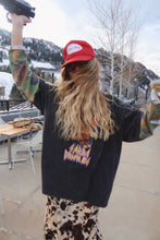 Load image into Gallery viewer, SABBI THE POW POW LONG SLEEVE TEE
