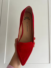 Load image into Gallery viewer, Millwoods POPLAR POINTED FLAT - RED SUEDE
