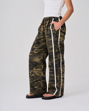 Load image into Gallery viewer, RACER PANT - CAMO
