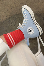 Load image into Gallery viewer, BOYFRIEND SOCKS - CORAL
