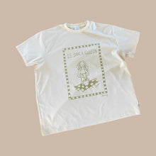 Load image into Gallery viewer, Bobby G Le Snack Queen tee
