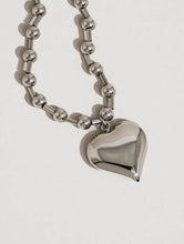 Load image into Gallery viewer, Heart Chain Necklace Silver
