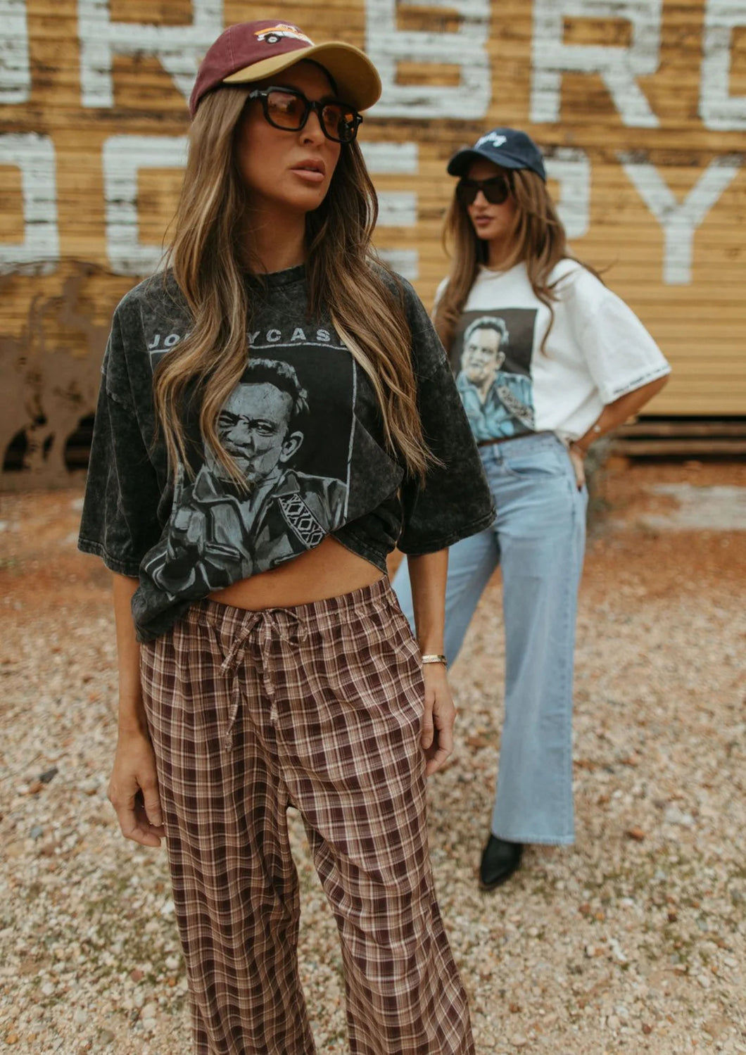 FAR MER. By Whitney MAN IN BLACK BOX TEE