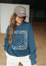 Load image into Gallery viewer, FAR MER By Whitney PAISLEY FLEECE PULLOVER
