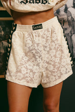 Load image into Gallery viewer, SABBI LACE BOXER SHORTS - CREAM
