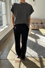 Load image into Gallery viewer, LE BON SHOPPE JEANNE TEE - ALMOST BLACK
