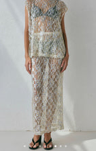 Load image into Gallery viewer, VRG GIRL - DEVYN SEQUIN MIDI SKIRT

