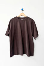 Load image into Gallery viewer, LE BON SHOPPE JAYDEN TEE - CHOCOLATE
