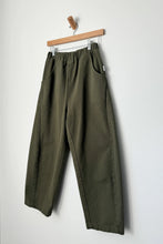 Load image into Gallery viewer, LE BON SHOPPE - ARC PANTS OLIVE
