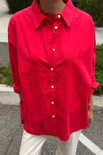 Load image into Gallery viewer, LE BON SHOPPE LIGHT WEIGHT OWEN SHIRT - RED
