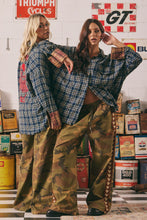 Load image into Gallery viewer, SABBI THE CANVAS HEART PANTS - CAMO

