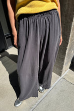 Load image into Gallery viewer, LE BON SHOPPE BARE PANTS - DARK SLATE
