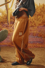 Load image into Gallery viewer, SABBI THE HAPPY CHAP WIDE LEG SWEAT PANT - BROWN
