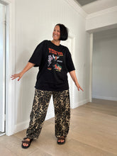 Load image into Gallery viewer, Washed Leopard Printed Barrel Jean
