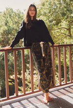 Load image into Gallery viewer, Camo Drawstring Pant
