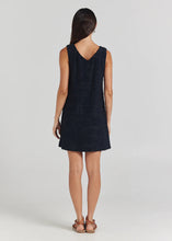 Load image into Gallery viewer, Mai Tai V Tunic Dress - Black
