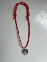 Load image into Gallery viewer, Le ParaHeart Necklace
