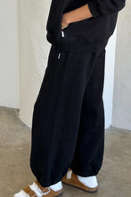 Load image into Gallery viewer, LE BON SHOPPE FRENCH TERRY BALLOON PANTS - BLACK
