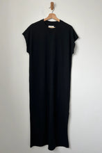 Load image into Gallery viewer, JEANNE DRESS - BLACK
